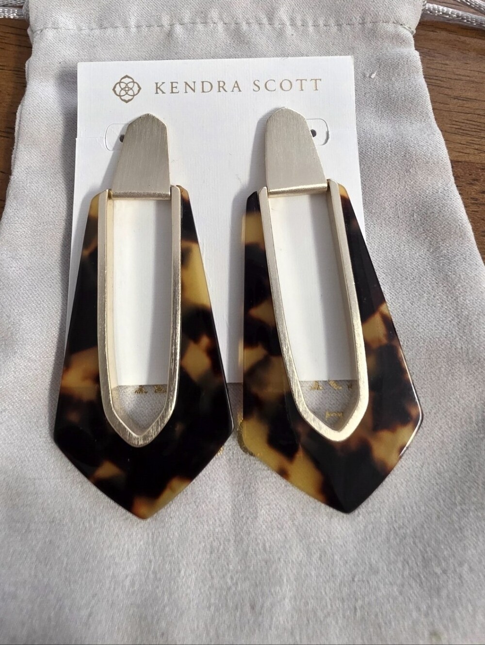 Kendra Scott Kiernan Tortoise Shell Acetate  Earrings with Brushed Gold Trim